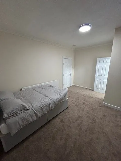 Lansdown, Easton, Bristol, BS5 0PB