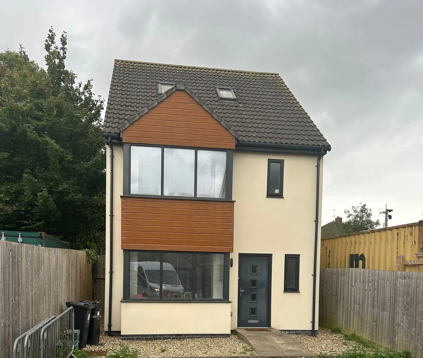 168A – 5 Bedrooms – Station Road, Filton