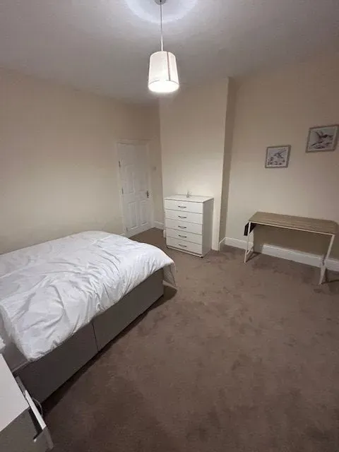 Room 4